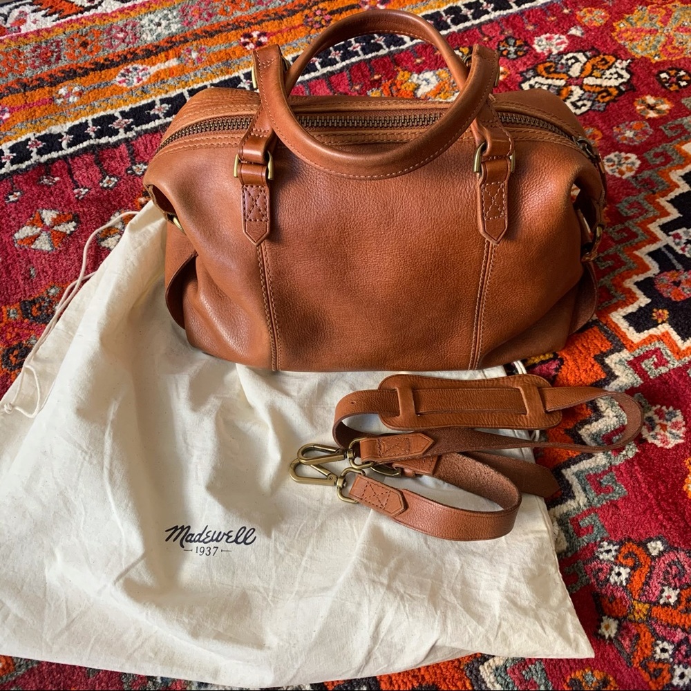 Classic Madewell Leather Purse w/Cross Body Strap